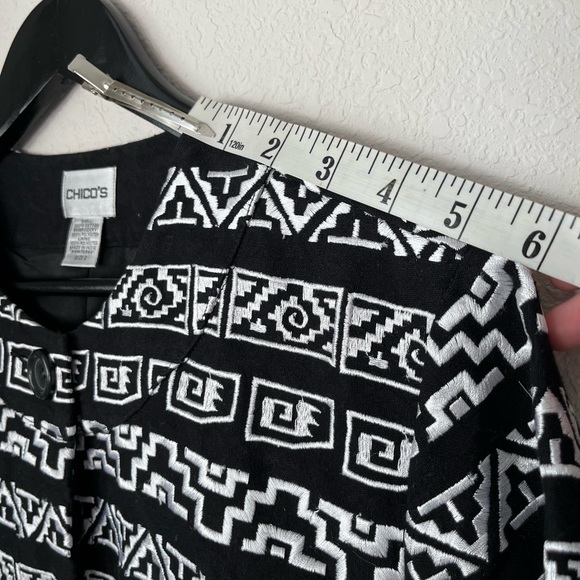 Chico's VTG Womens Size L (Chico's Size 2)
Black White Embroidered Blazer - Picture 2 of 4